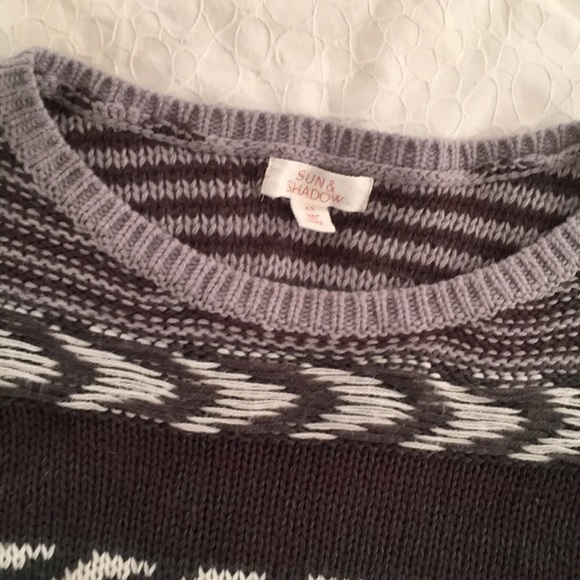 Sun & Shadow lightweight sweater - Picture 4 of 5